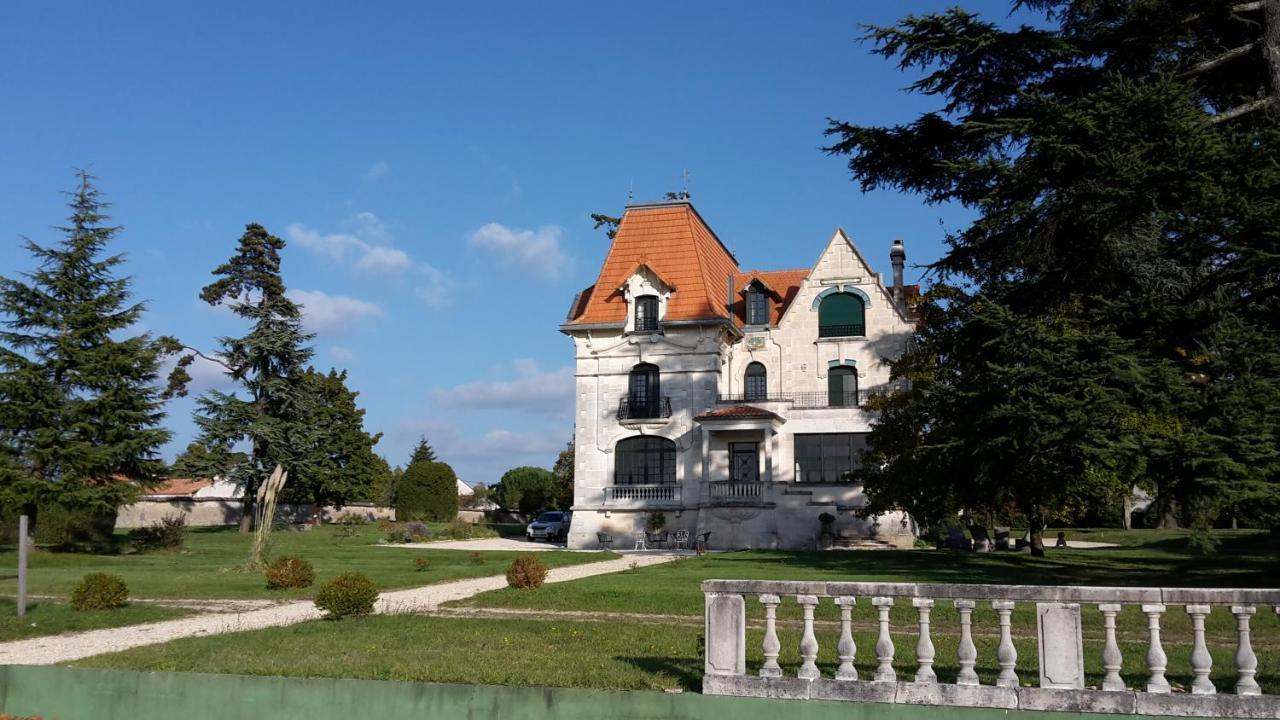 Villa Claude Cognac Bagian luar foto